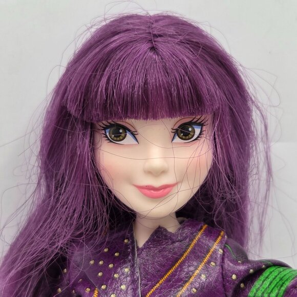 Disney Descendants 2 Mal Isle Of The Lost Doll 2014 With Purple Hair - Picture 2 of 6